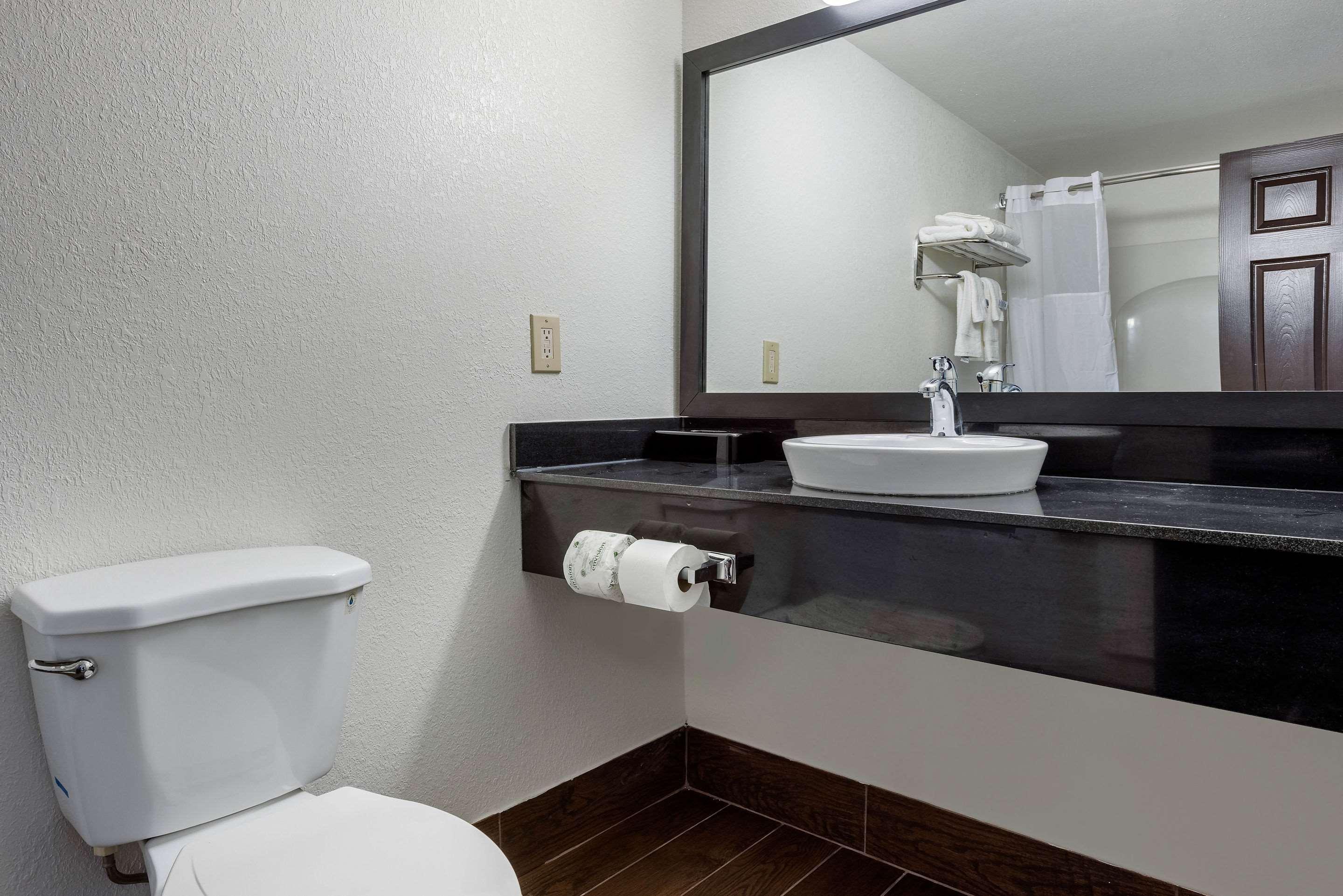 Quality Inn Coraopolis Dış mekan fotoğraf