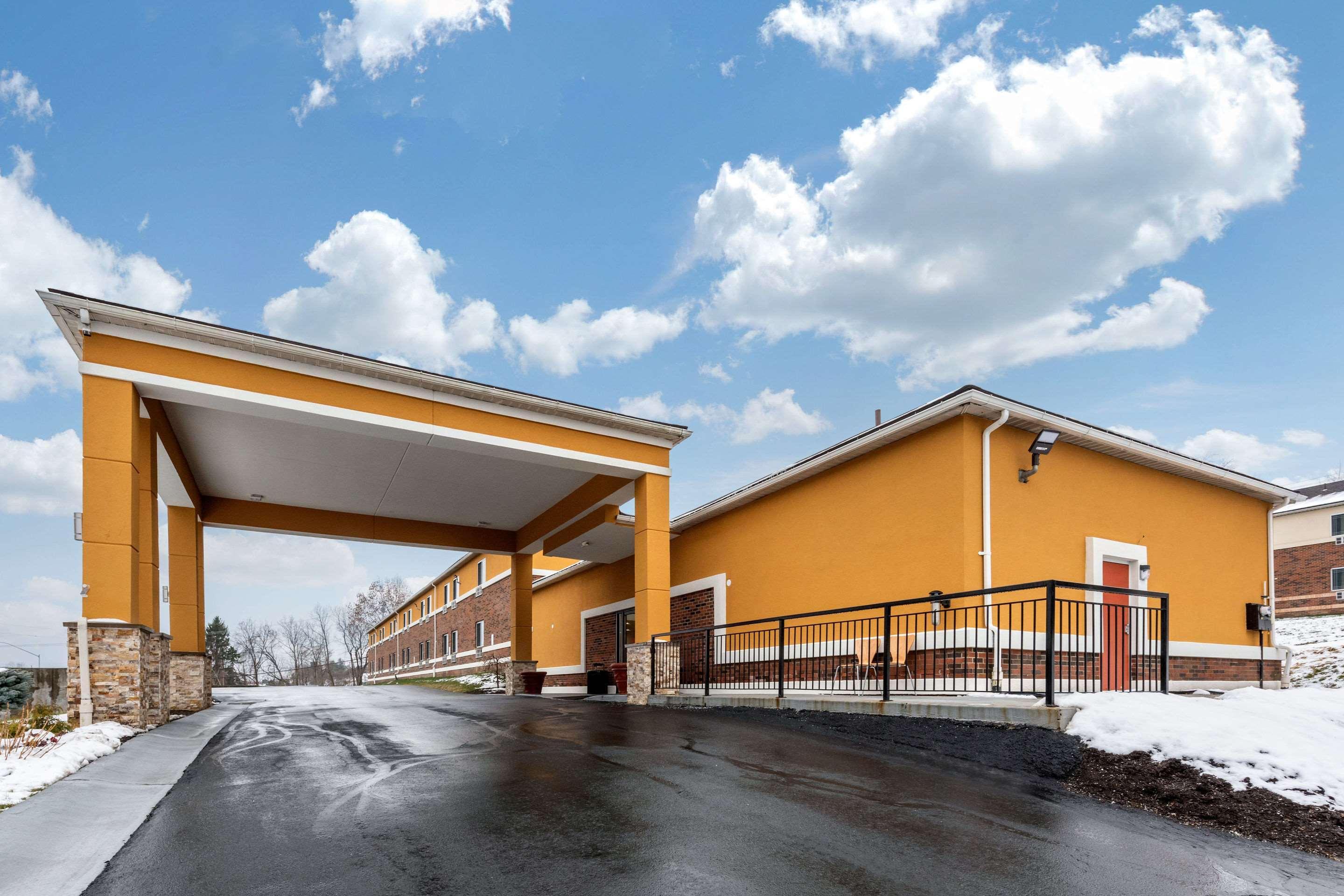 Quality Inn Coraopolis Dış mekan fotoğraf