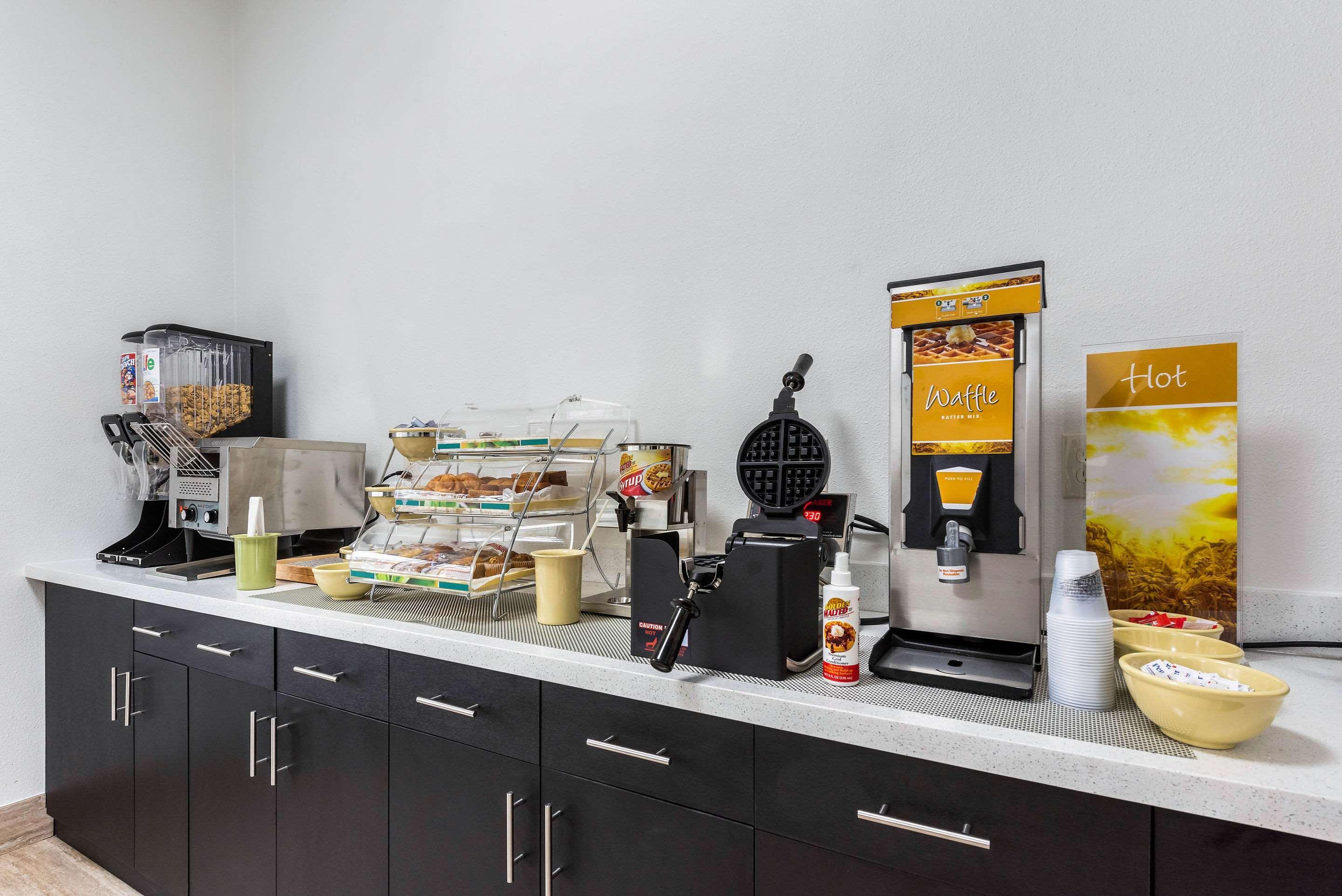 Quality Inn Coraopolis Dış mekan fotoğraf
