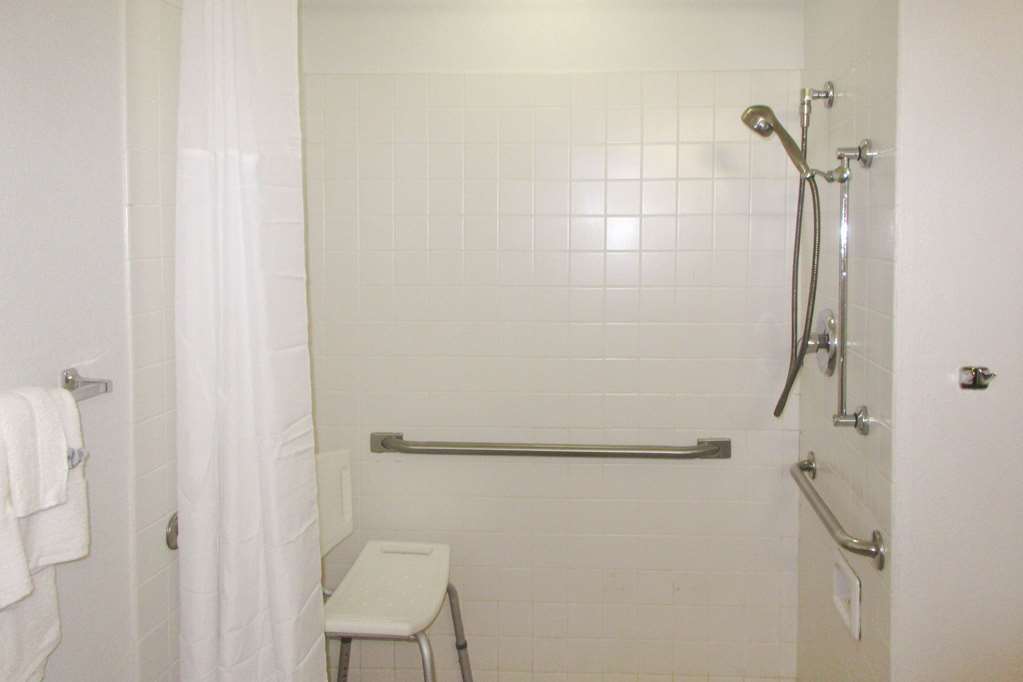 Quality Inn Coraopolis Oda fotoğraf